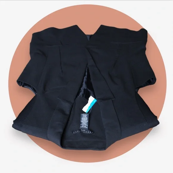 Apostrophe Single Button Vest Blazer - Picture 3 of 13